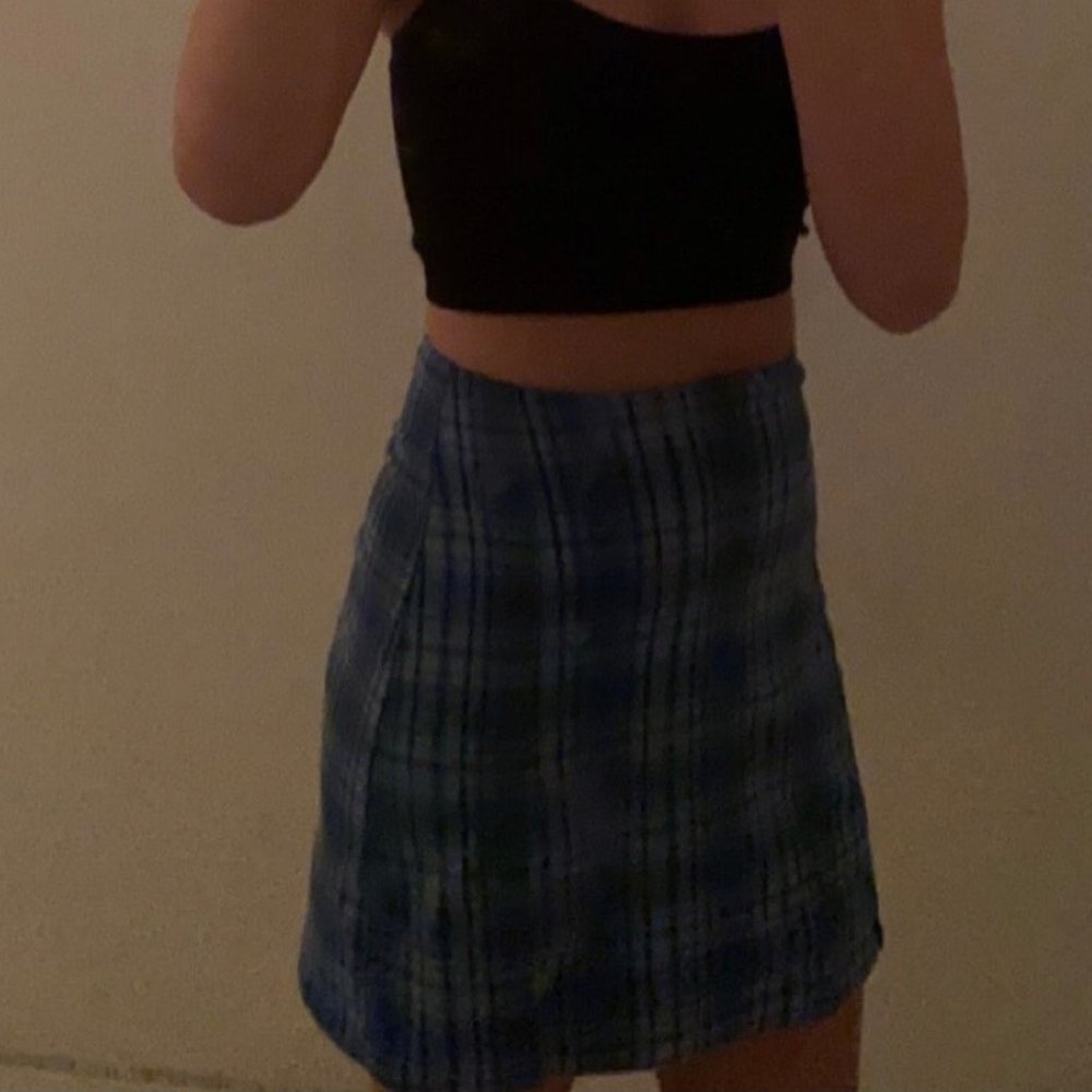 Brandy Melville Plaid Cara Skirt | blue